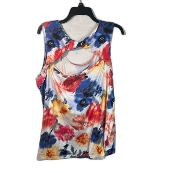 Marika twist back work out tank - Picture 5 of 6